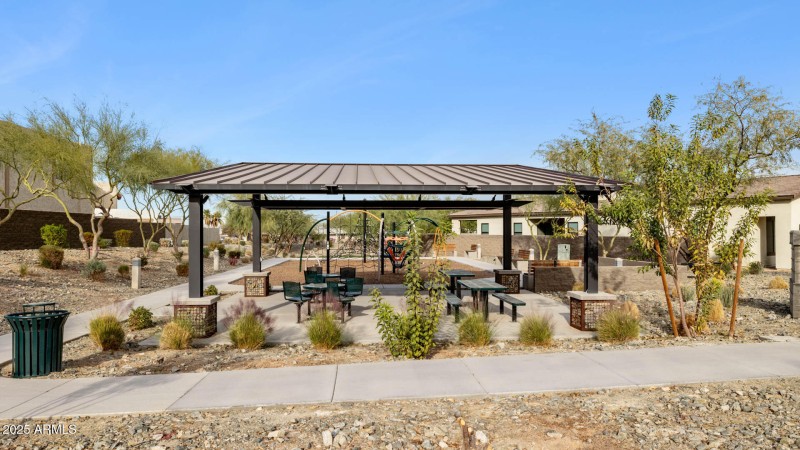 Avance park4