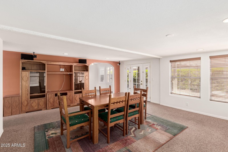 Large Arizona Room