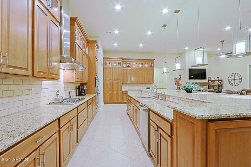 Kitchen 6