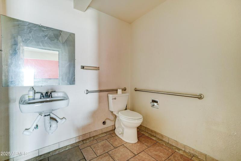 6721 N Black Canyon Hwy-11