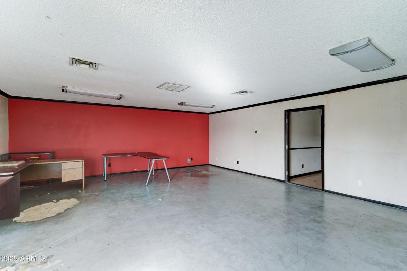 6721 N Black Canyon Hwy-14