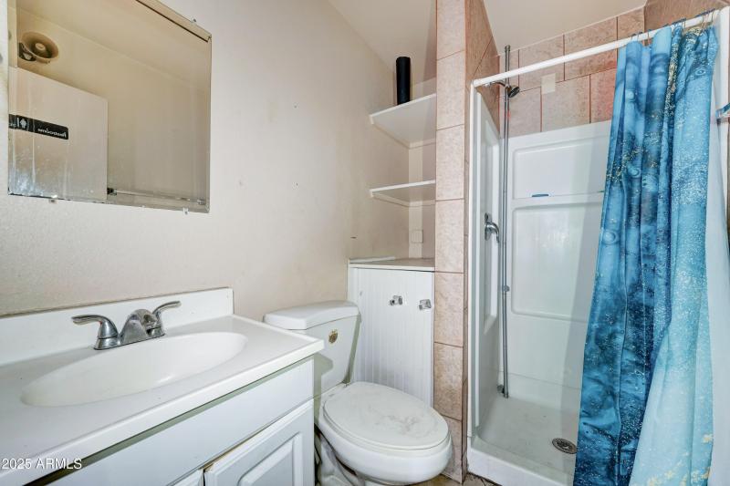 6721 N Black Canyon Hwy-26