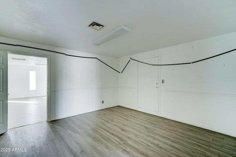 6721 N Black Canyon Hwy-32