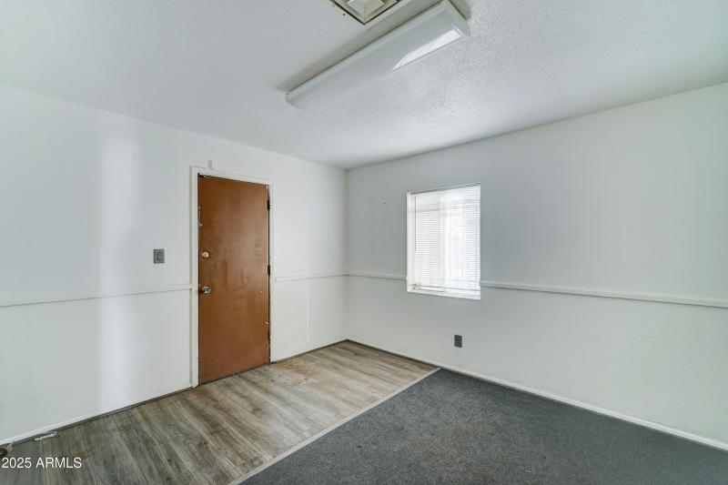 6721 N Black Canyon Hwy-37