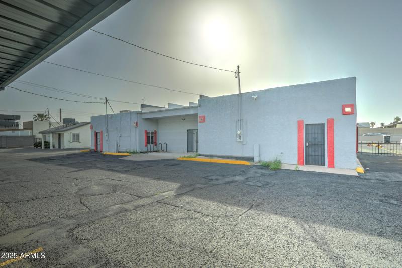 6721 N Black Canyon Hwy-42