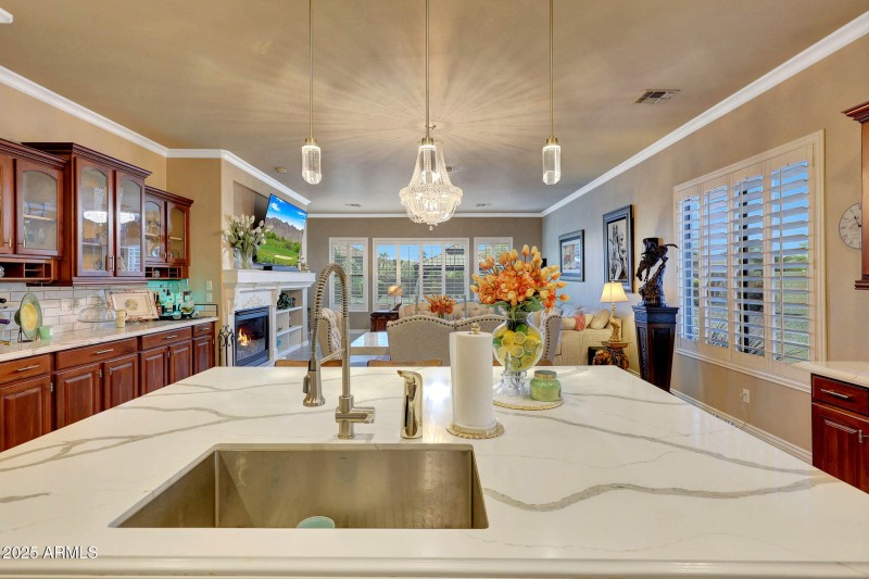 B (17)Kitchen