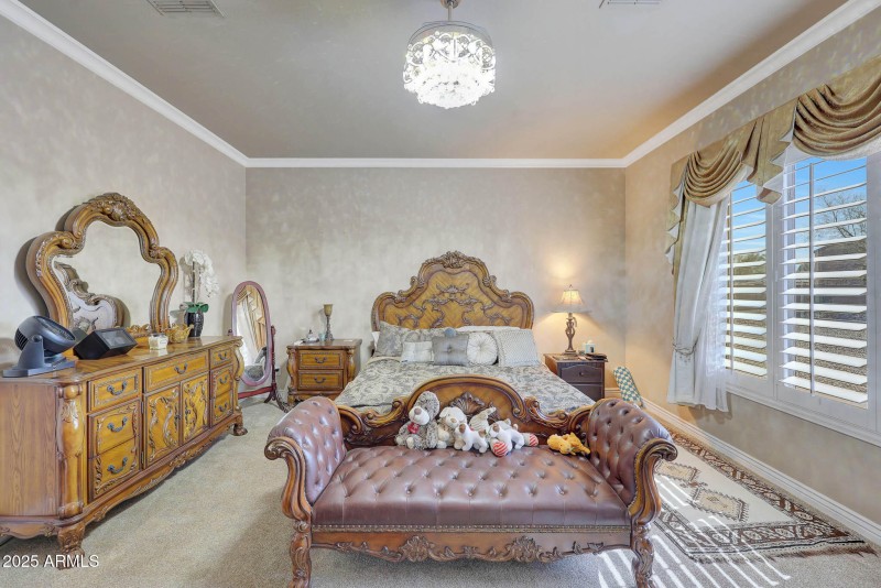 B (51)Master Suite