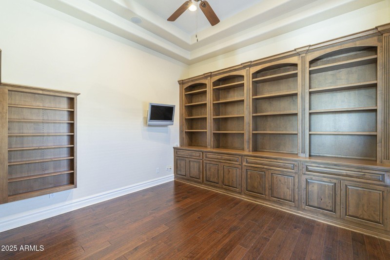 Den built in bookcase