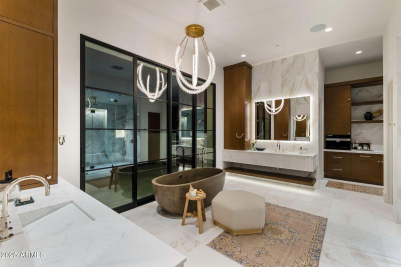 7-web-or-mls-6836-e-hummingbird-ln