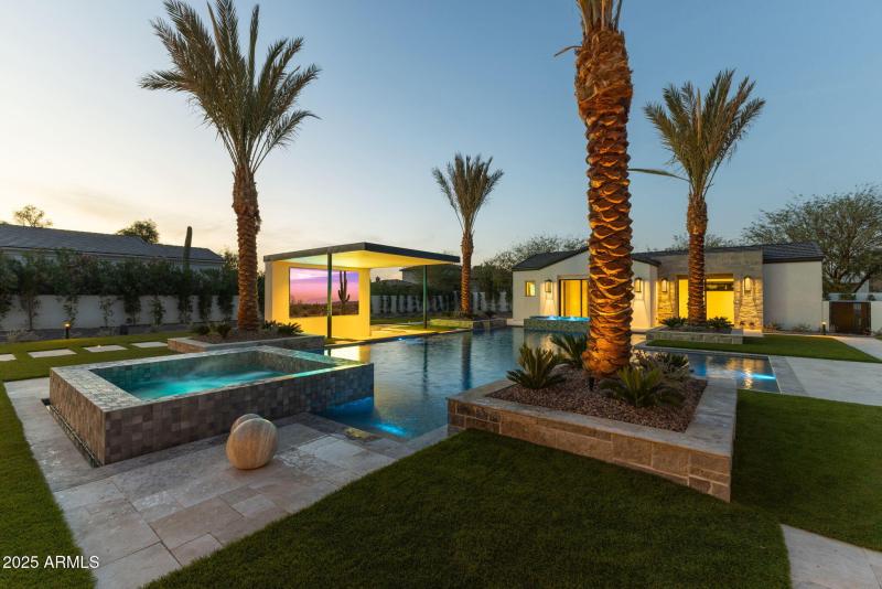 12-web-or-mls-6836-e-hummingbird-ln