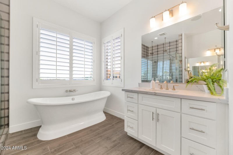 10147 W Camino De Oro-large-020-005-1014