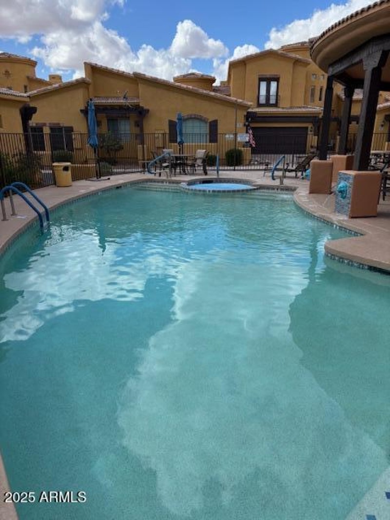 Pool2