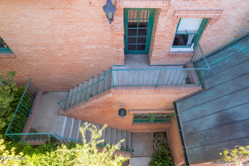 Aerial View - Exterior Staircase