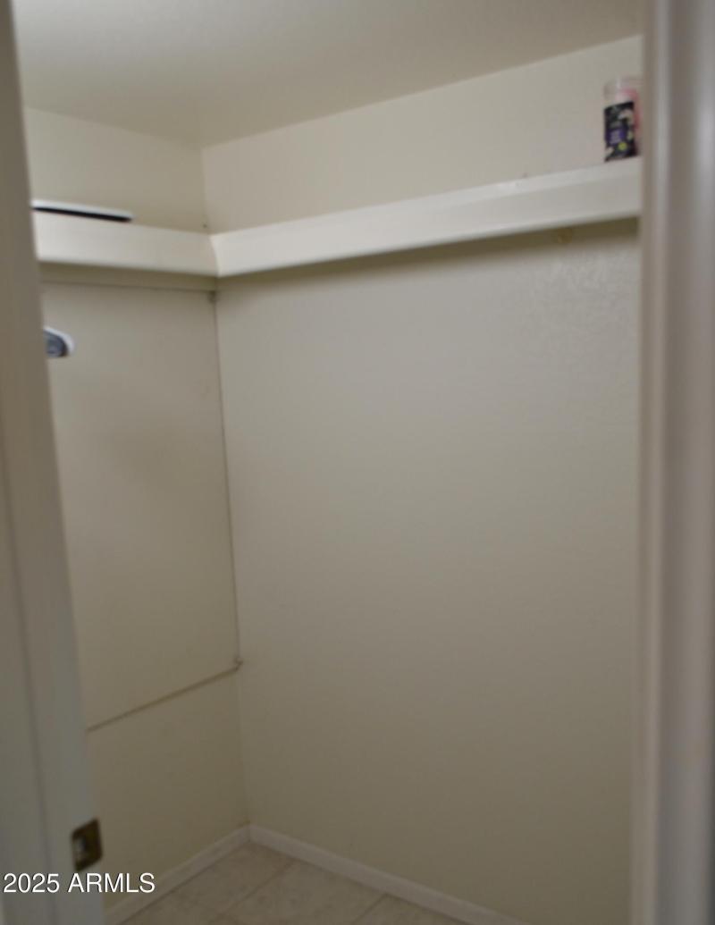 Listing_Master_Closet1a75