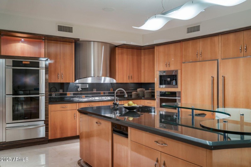 20231002011956945540000000-o