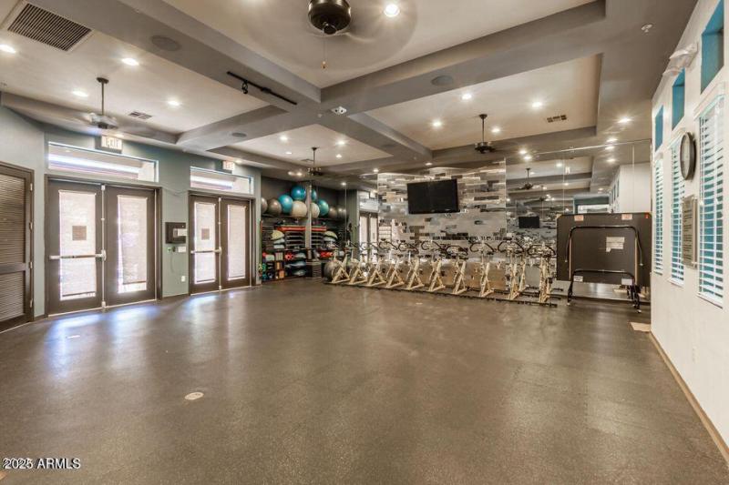 20220513012127915036000000-o