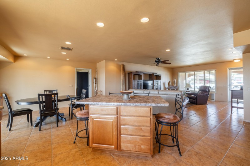 9513 W Cottonwood Dr-43
