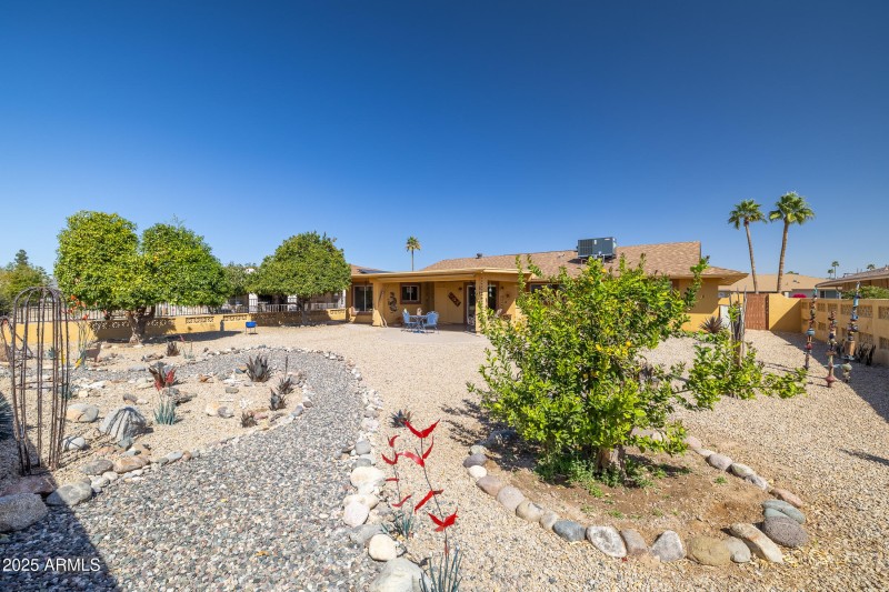 9513 W Cottonwood Dr-10