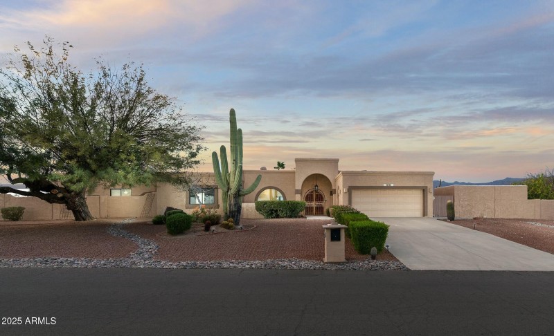 Front of 1 acre house