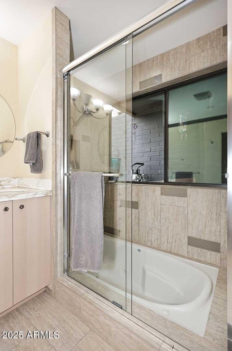 2nd Primary Bedroom-Jetted Tub