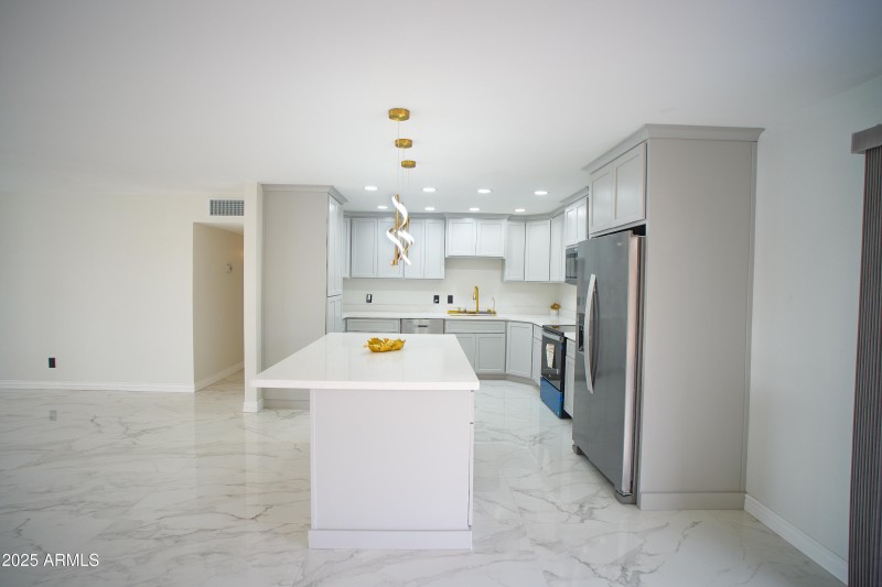 12. Kitchen