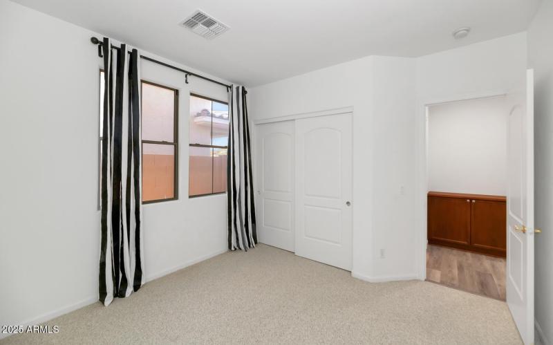 13587 W Cypress St-large-024-045-13587 W