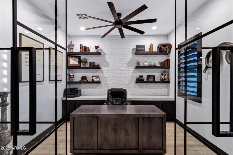 20745 N Verbena Ln-9