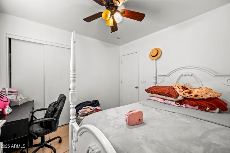 6922 S 26th Ln Phoenix AZ 85041-15