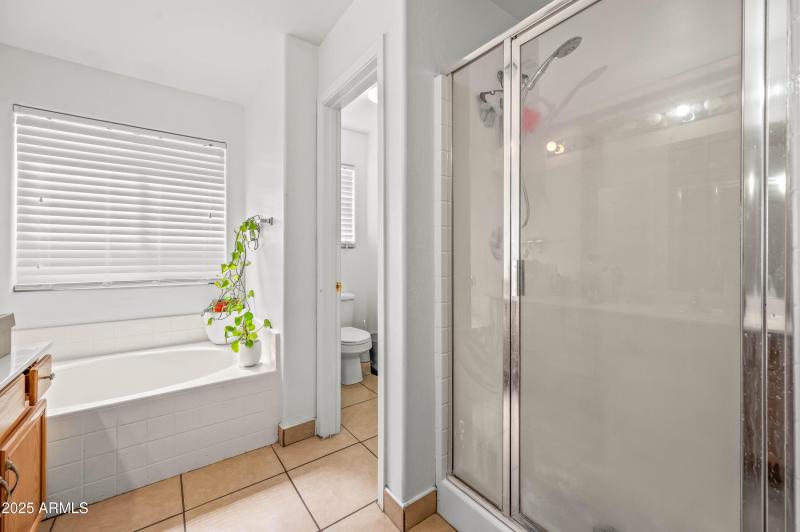 6922 S 26th Ln Phoenix AZ 85041-25