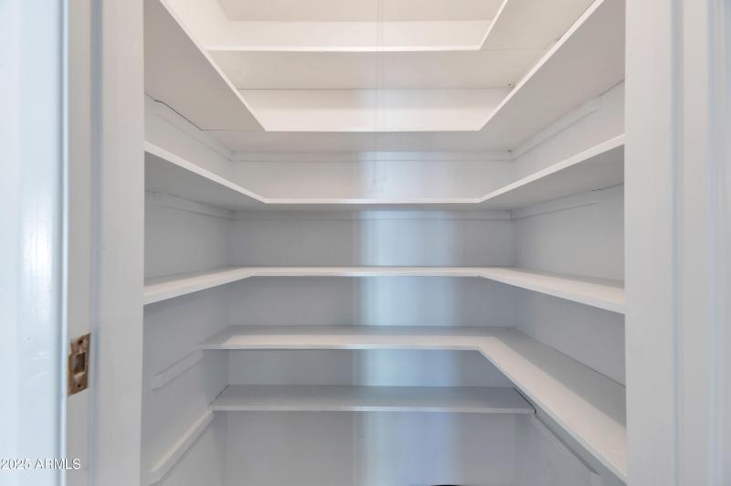 Closet pantry