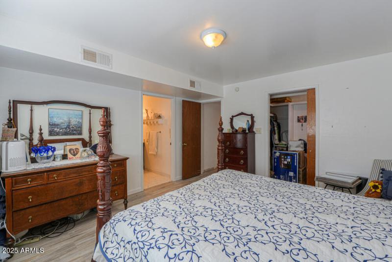 Large bedroom