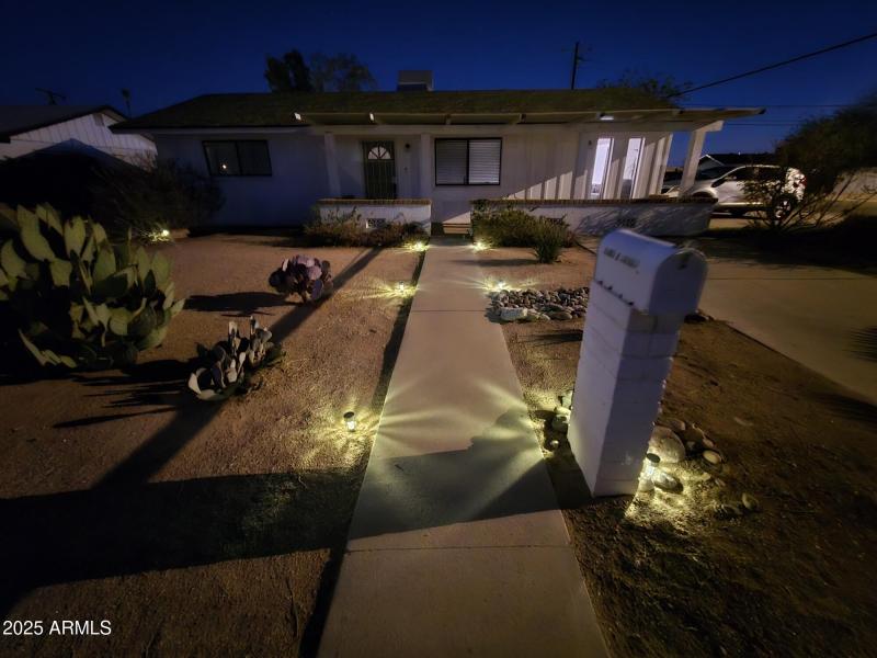 Nice lighting front and back