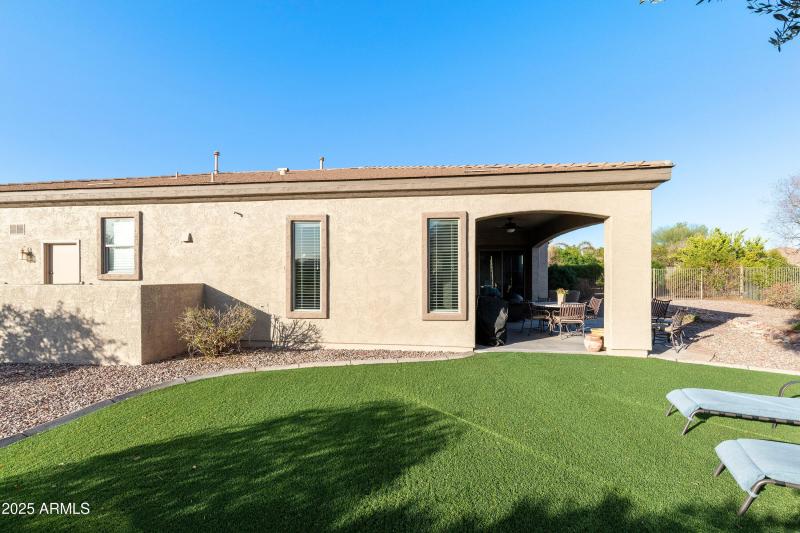 4214 E-035-057-PAT 2448-MLS_Size