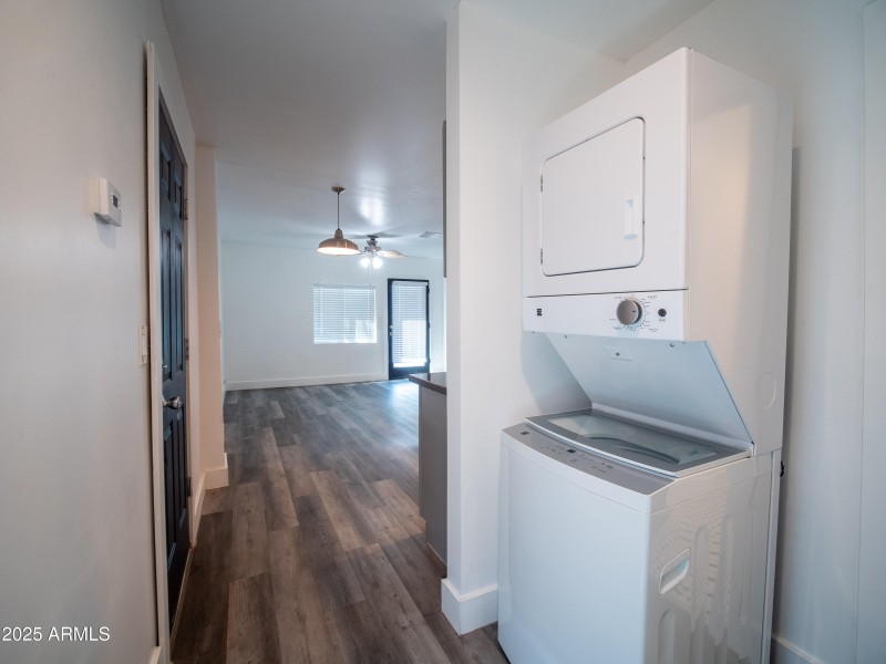 1148 E Diamond- Washer Area