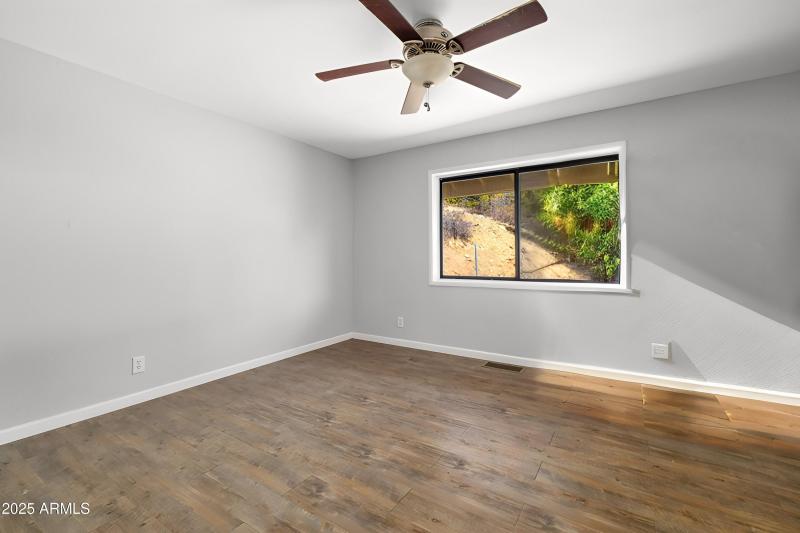 37-Dir House Primary Bedroom