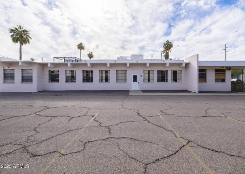 2619 N 3rd Street, Phx 85004