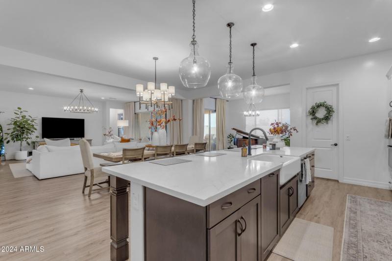 022_34-web-or-mls-34_163_a4m_sg_160