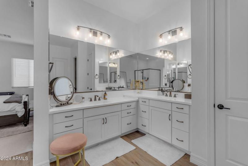 034_49-web-or-mls-49_100_a4m_sg_154