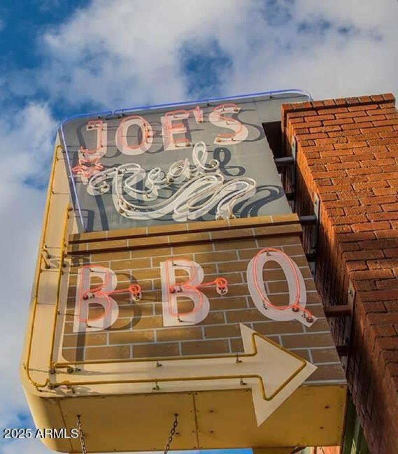 Joes BBQ_Sign_HDwebpage1