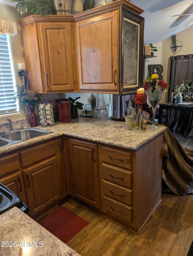 PXL_20250313_211042726.MP