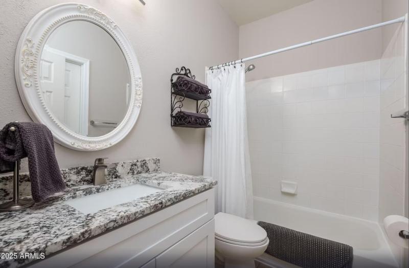 5 Lovely Updated Bathroom with Dual Acce