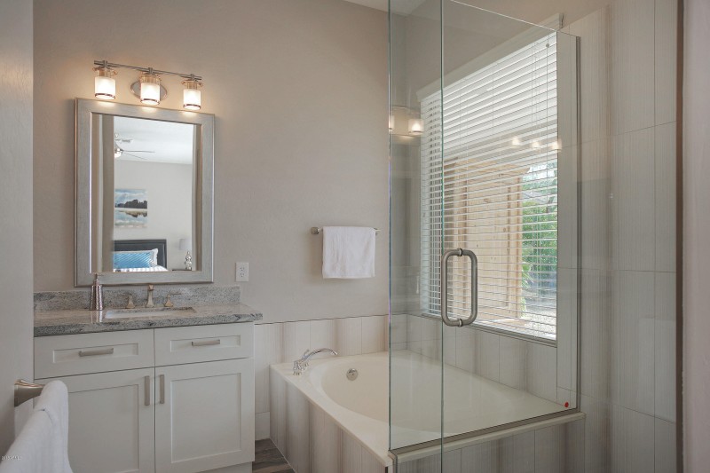 Phantom master bathroom tub & shower