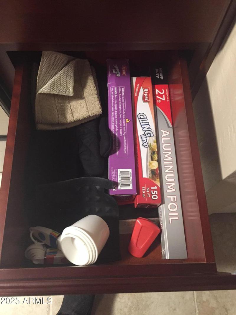 bell road kitchen stuff 7