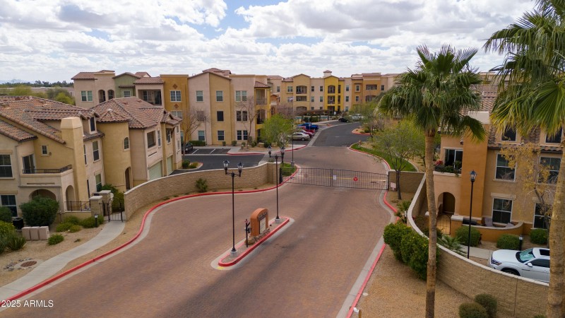 23174 S Lakewood Dr00003