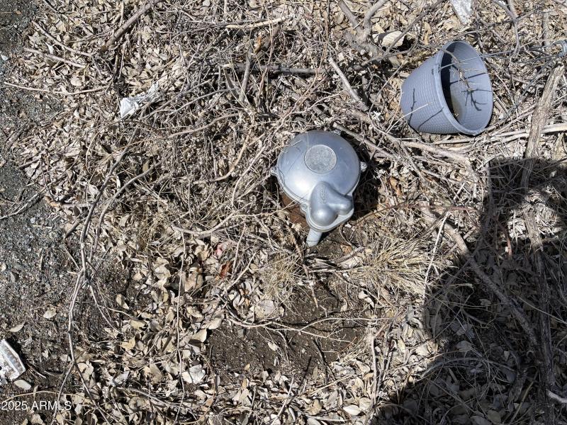 33 active well 34.26572 N by 112.74449 W