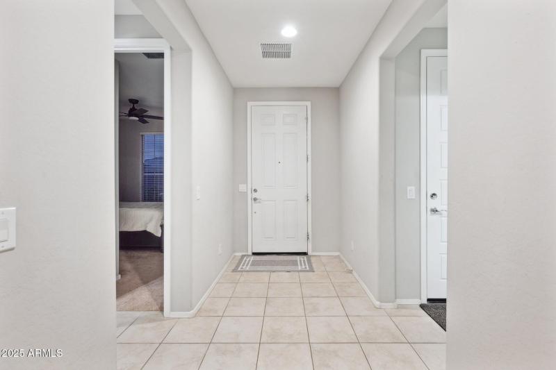 14-web-or-mls-25451-n-164th-dr