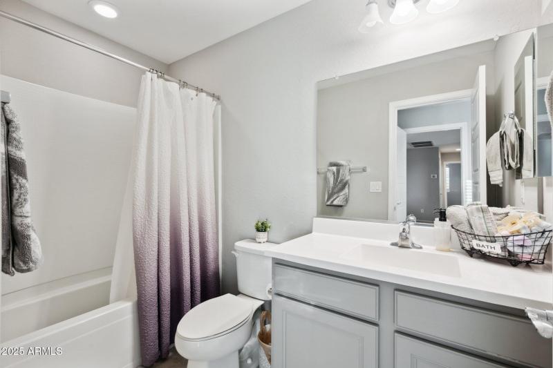 35-web-or-mls-25451-n-164th-dr