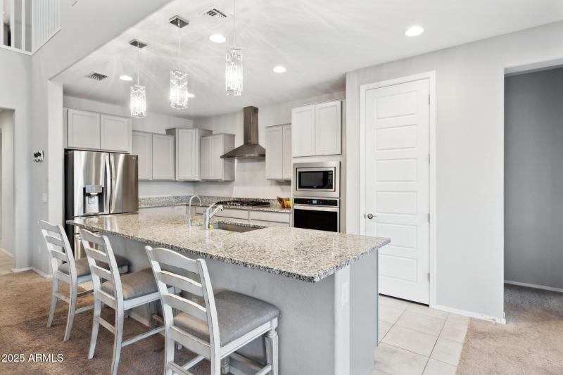 11-web-or-mls-25451-n-164th-dr