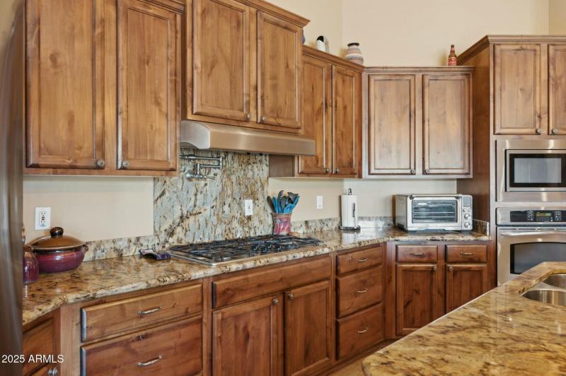 Fully Equipped Kitchen Amenities