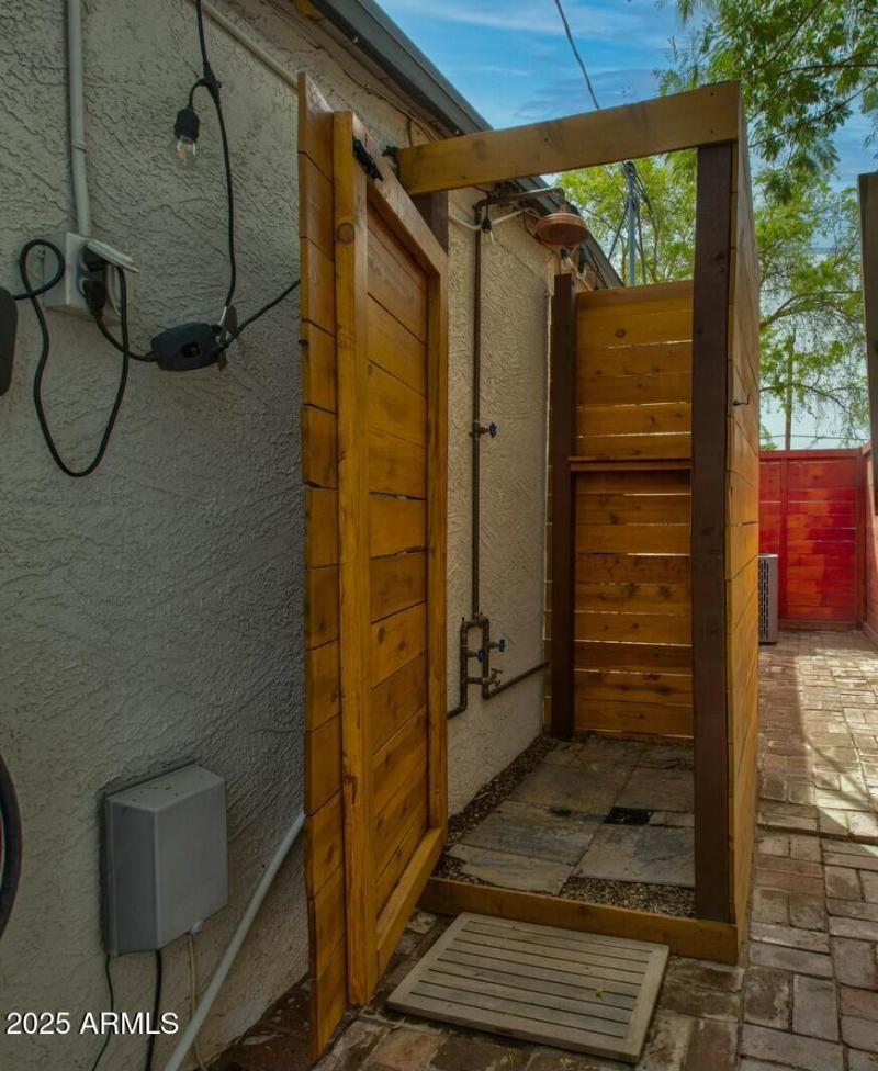 outdoor shower